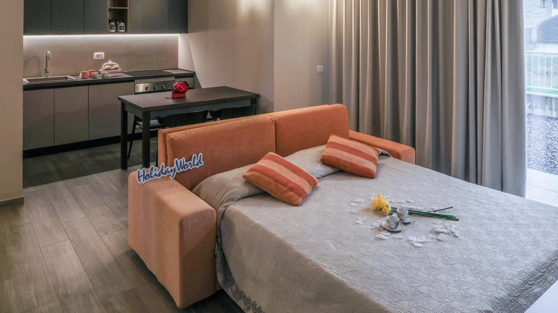 A Casa Di Febe By Holiday World Pisogne Apartment