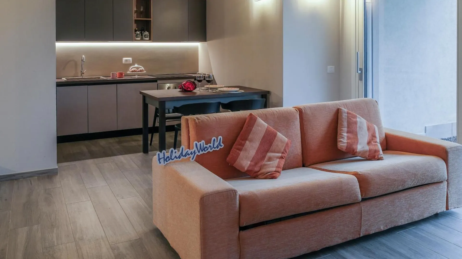 A Casa Di Febe By Holiday World Pisogne Italien